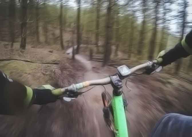 软件市场安全的打爆别人短信的软件